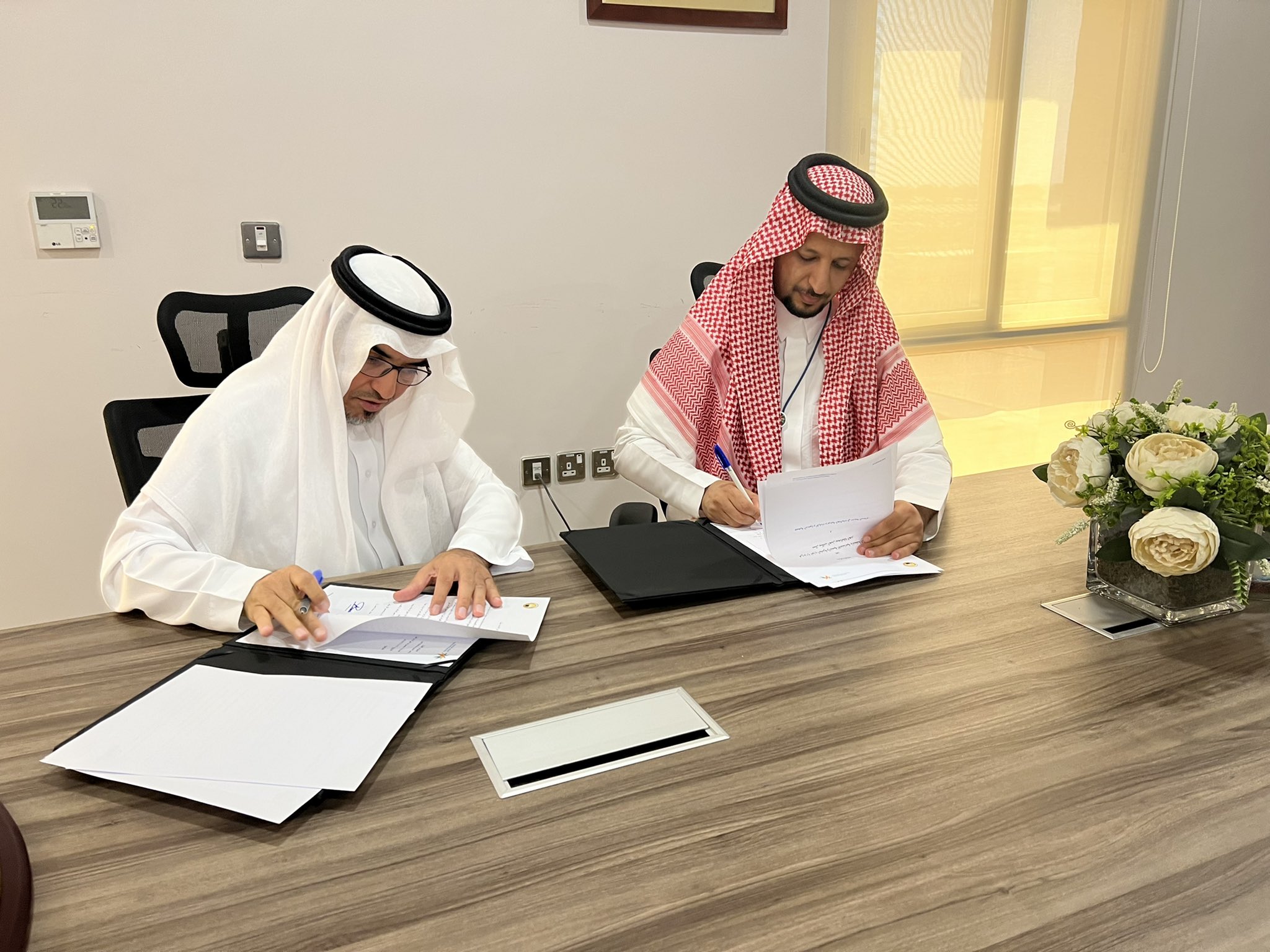 اتفاقية تعاون مع وزارة الموارد البشرية ممثلة بمكتب العمل بمحافظة الخبر